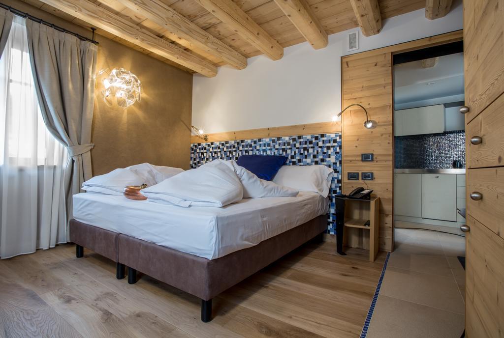 Hotel Orso Grigio カヴァレーゼ エクステリア 写真